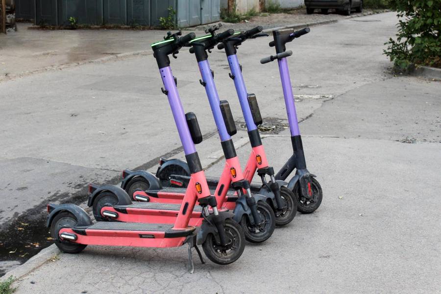 Jak jeździ się hulajnogą elektryczną Kukirin S3 Pro