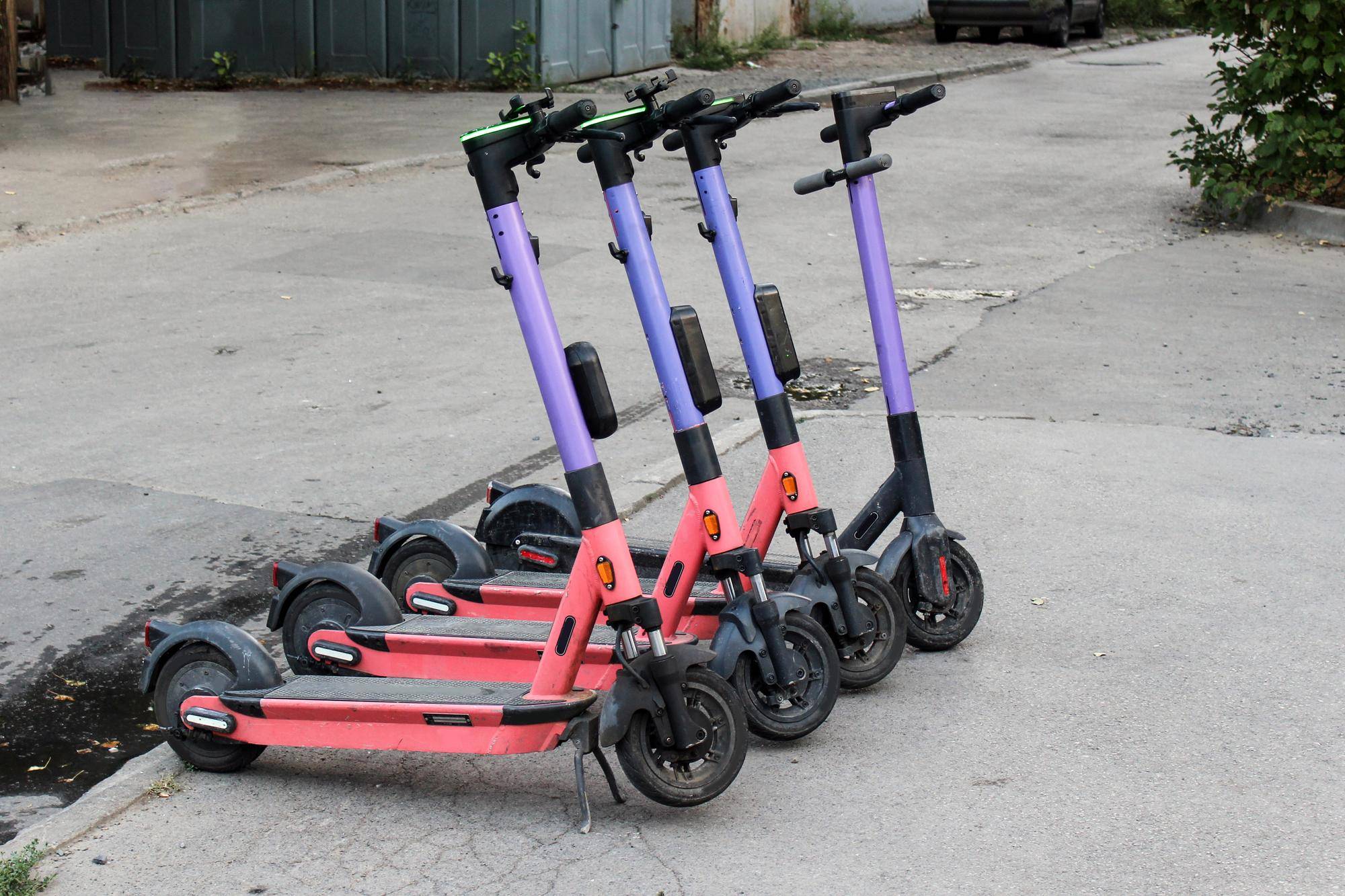 Jak jeździ się hulajnogą elektryczną Kukirin S3 Pro